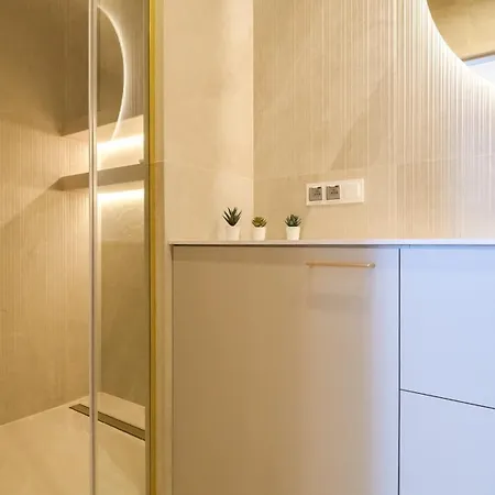 Angel's - By Hosty 克拉科夫