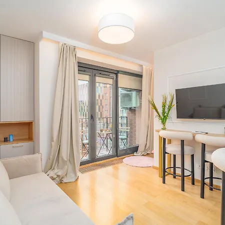 Angel's - By Hosty Kraków